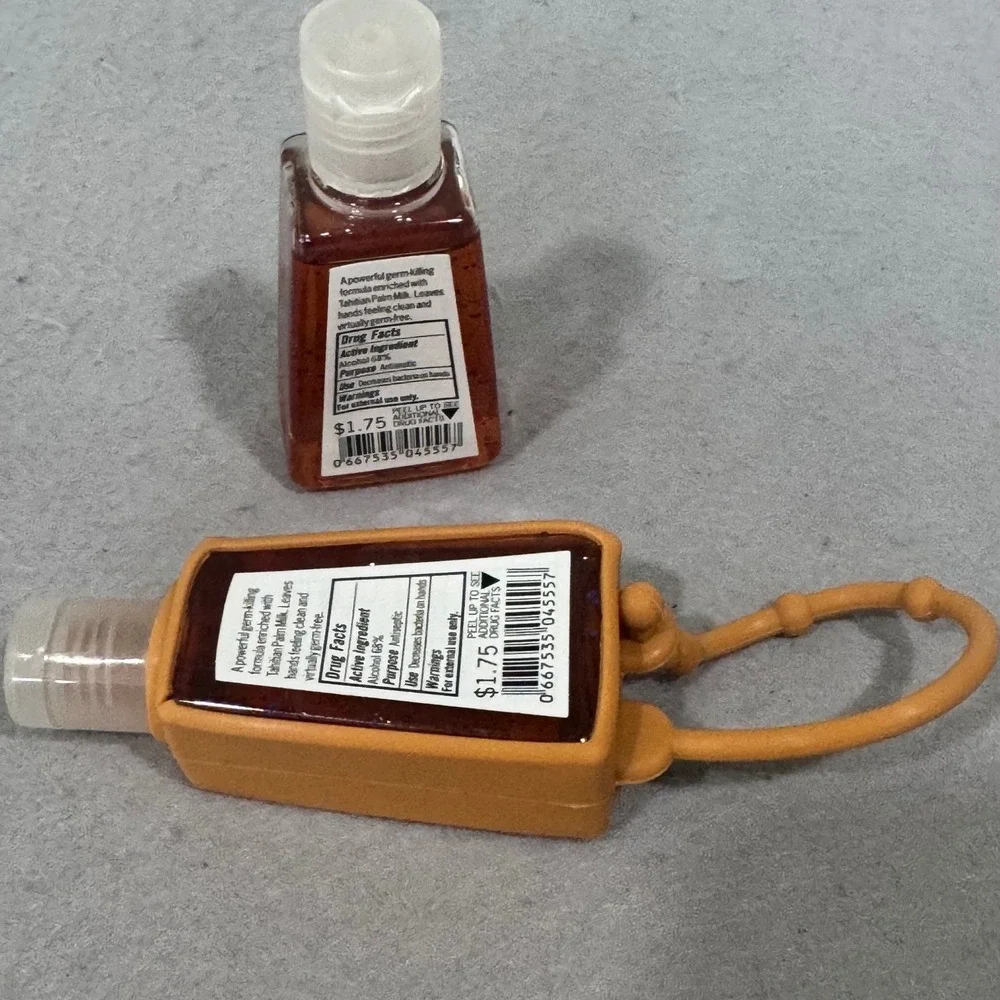 Bath & Body Works Hand Sanitizer Coconut Cabana 1oz Set of 2 with Holder Orange